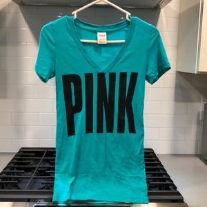Turquoise like new pink brand v neck tee xs